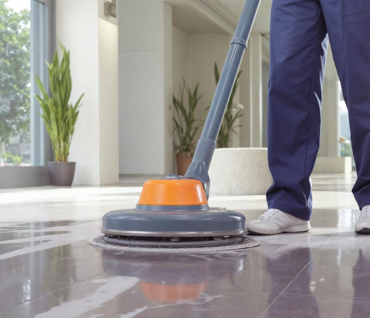 TOP BENEFITS OF HIRING A PROFESSIONAL CLEANING SERVICE